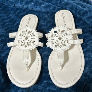 Circus NY by Sam Edelman White Patent Leather Canyon Thong Sandals Sz 6.5